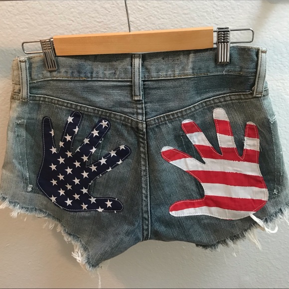 American Vintage Pants - American vintage distressed denim shorts